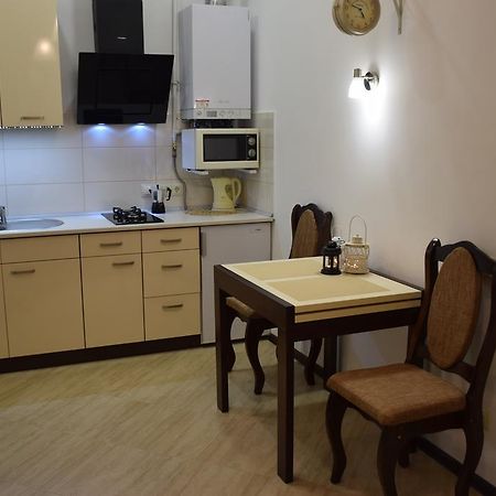 Near Citadel Apartment 2 Λβιβ Δωμάτιο φωτογραφία