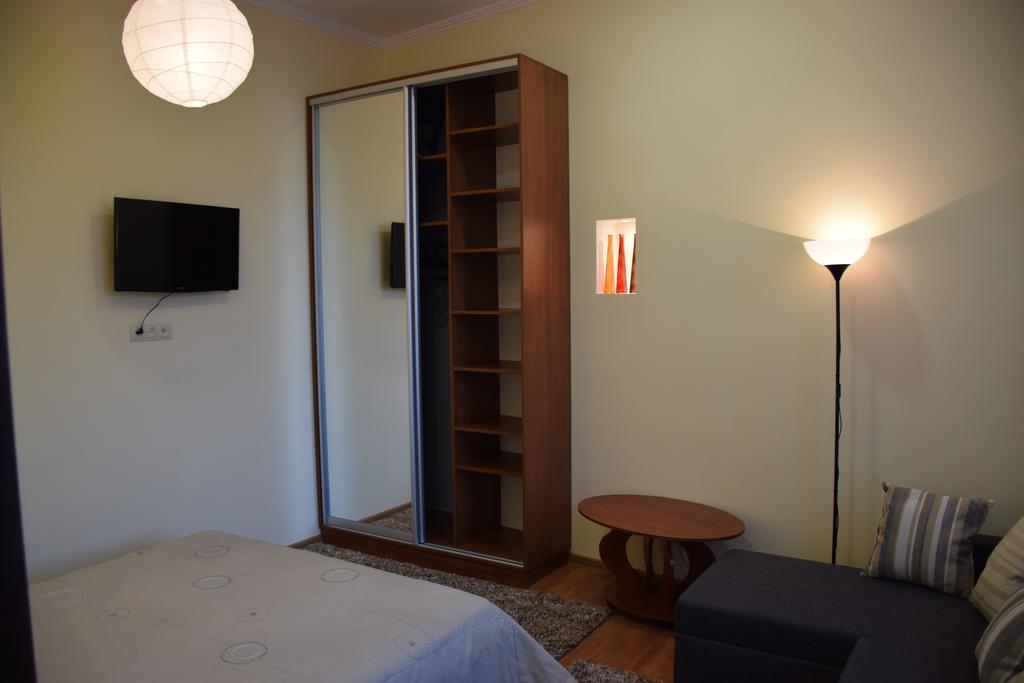 Near Citadel Apartment 2 Λβιβ Δωμάτιο φωτογραφία