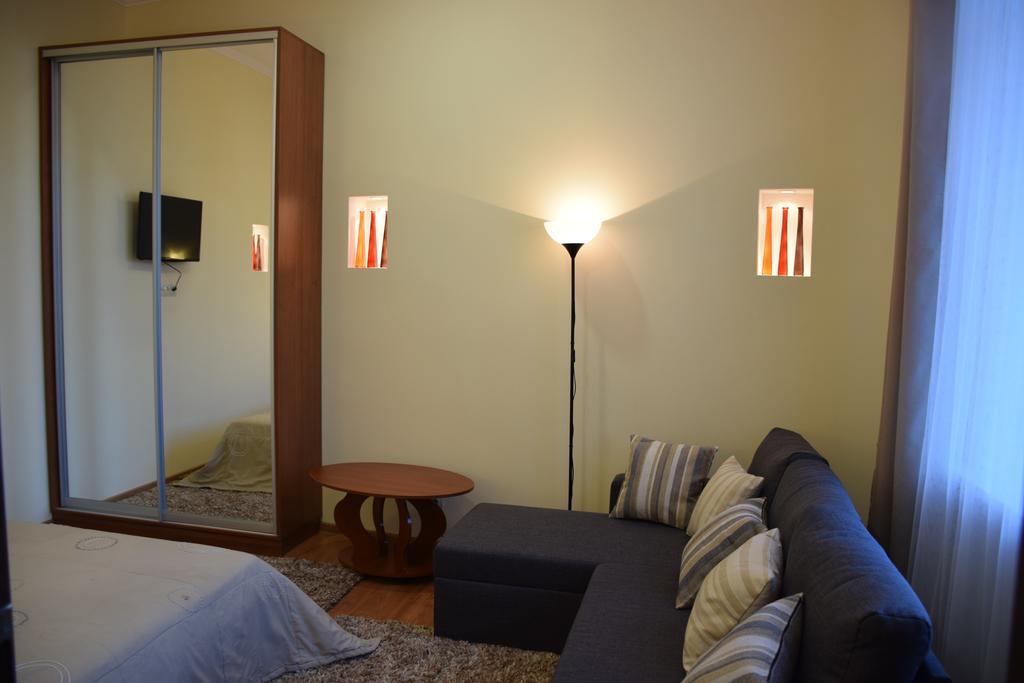 Near Citadel Apartment 2 Λβιβ Εξωτερικό φωτογραφία