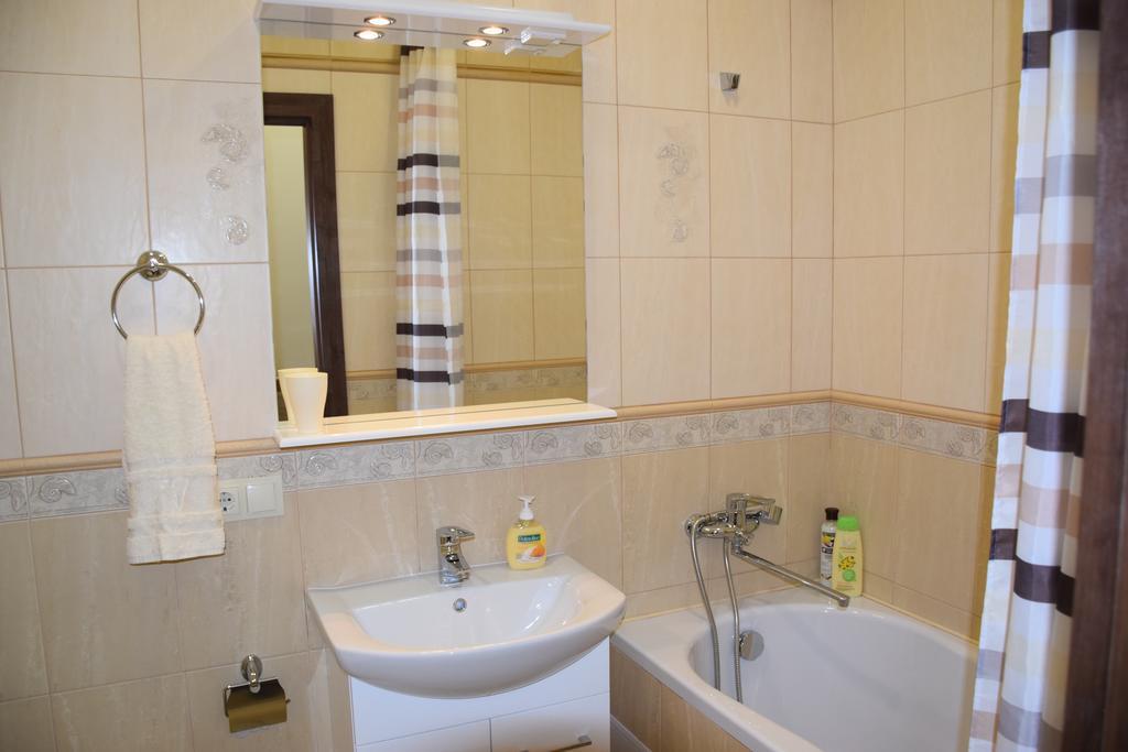 Near Citadel Apartment 2 Λβιβ Δωμάτιο φωτογραφία