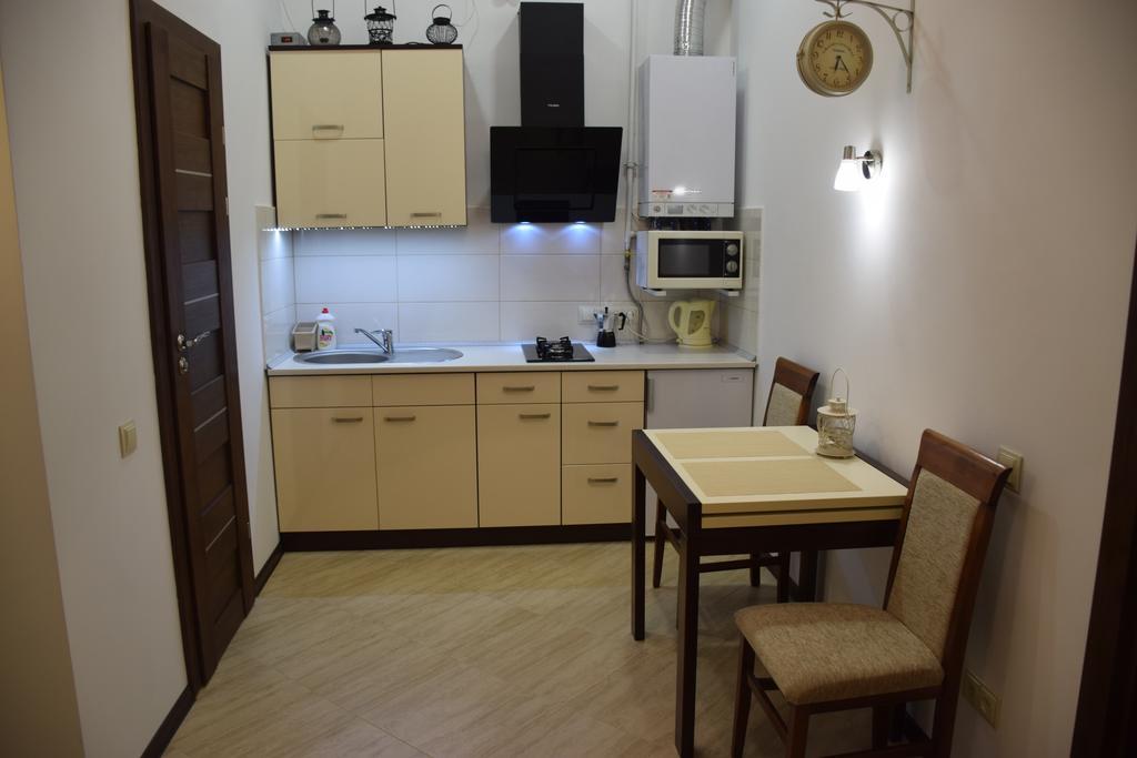 Near Citadel Apartment 2 Λβιβ Δωμάτιο φωτογραφία